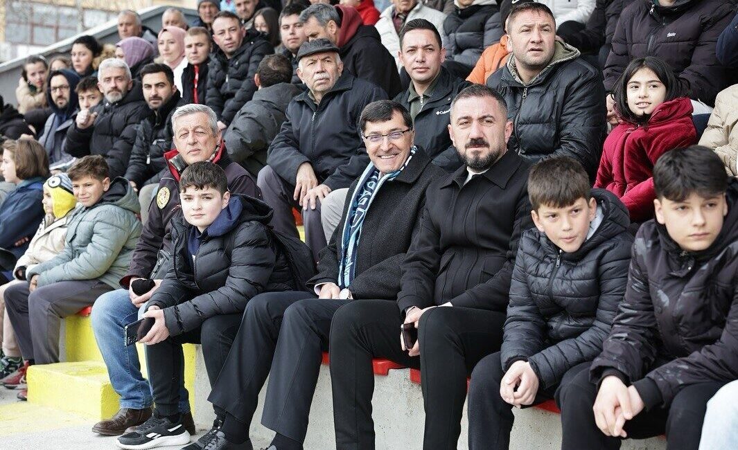 Belediye Kütahyaspor U17 Takımı, U17 Bölgesel Gelişim Ligi kapsamında Balıkesirspor