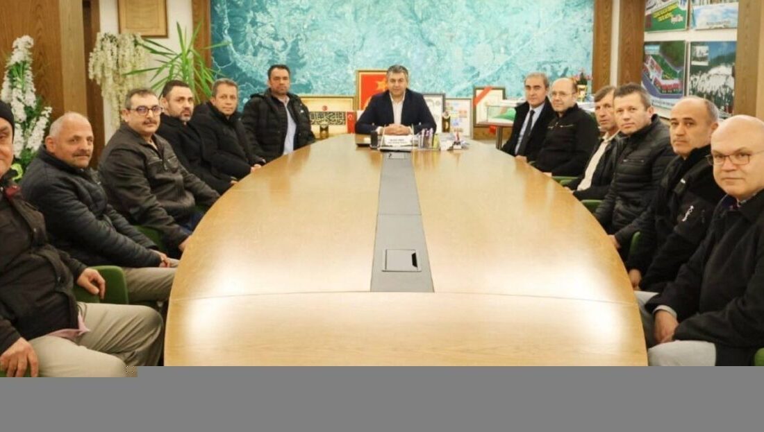 Kütahya’nın Gediz ilçesinde Belediye Başkanı Necdet Akel, Gediz Belediyesi’nden emekli