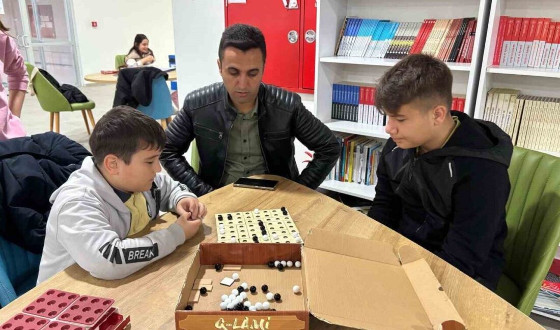 Kütahya’nın Hisarcık İlçe Milli Eğitim Müdürlüğü tarafından ilk ve ortaokullar