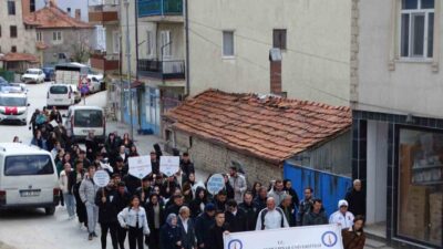 Kütahya Dumlupınar Üniversitesine bağlı Hisarcık Meslek Yüksek Okulu koordinasyonunda, Kaymakamlık