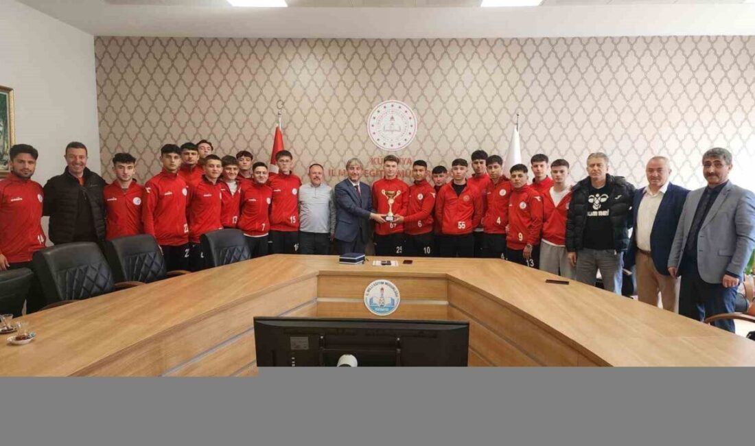 Kütahya Spor Lisesi, okul sporları kapsamında futbol branşında Türkiye genelinde