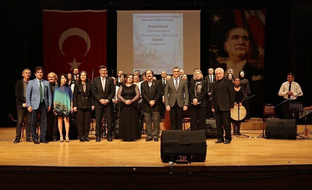 Kütahya Belediyesi Kültür ve Sanat Akademisi Türk Sanat Müziği Topluluğu