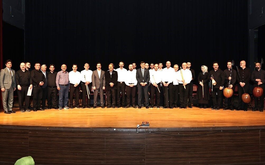 Kütahya Belediyesi ile Evliya Çelebi Türk Müziği Topluluğu iş birliğinde