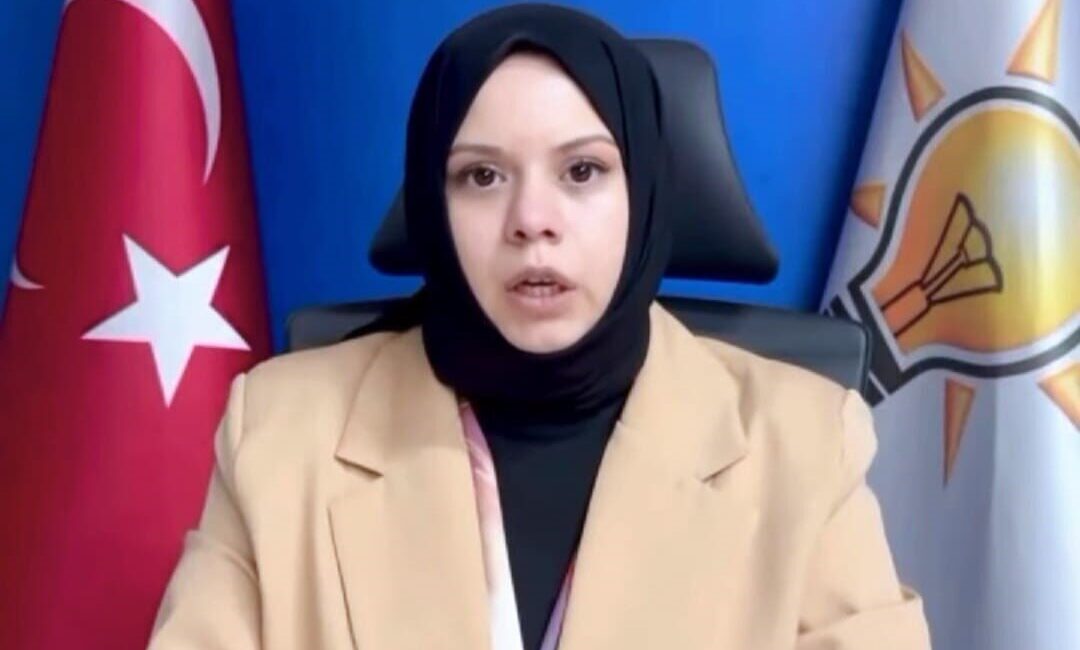 AK Parti Kütahya İl Kadın Kolları Başkanı Sevdenur Karabacak Çakıcı,