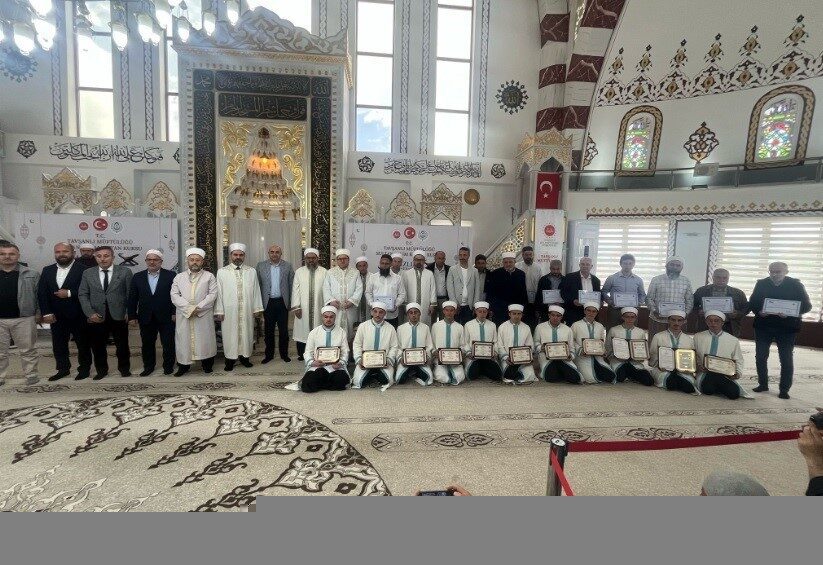 Kütahya’nın Tavşanlı ilçesinde Sultan Selim Kur’an Kursu’nda eğitim alan 45