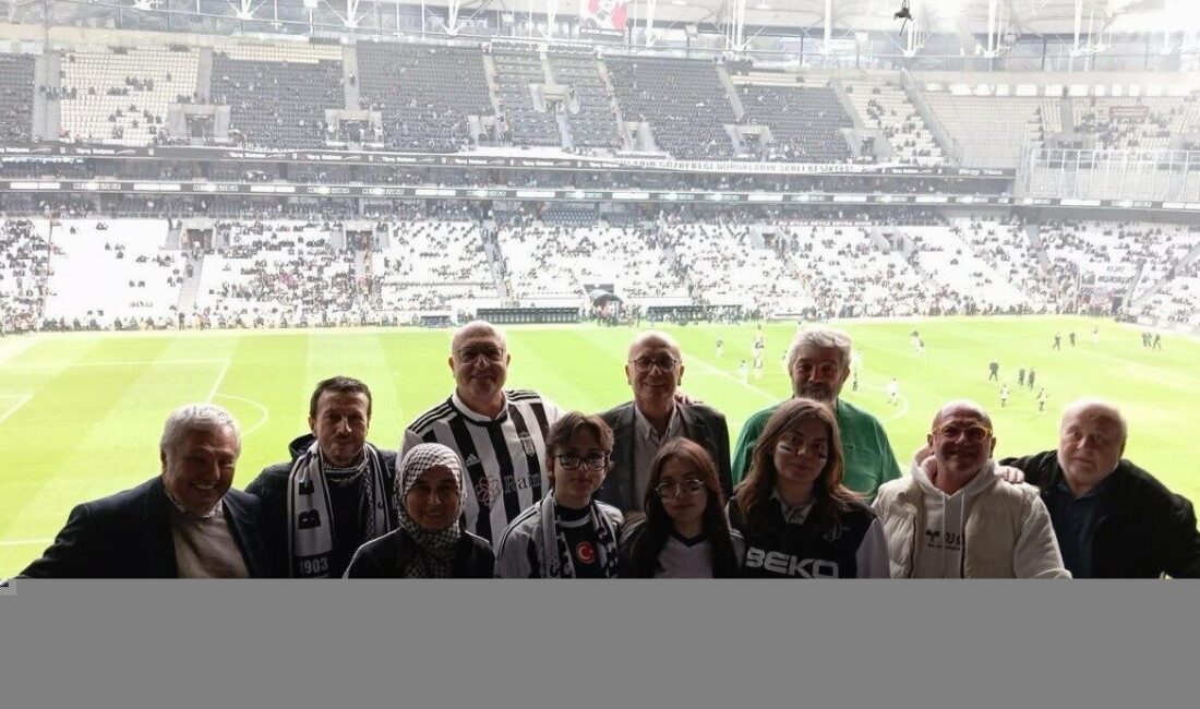 Kütahya’nın Tavşanlı ilçesinden öğrenciler Tüpraş Stadyumu’nda maç izleme deneyimi elde