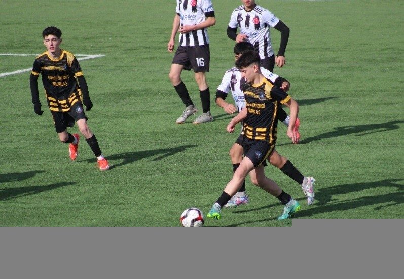 Kütahya U17 Ligi’nde hafta sonu Asım Alkış stadında oynanan karşılaşmada