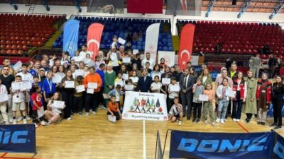 Kütahya’da, “2025 Aile Yılı” etkinlikleri kapsamında Aile Yılı Oryantiring yarışması