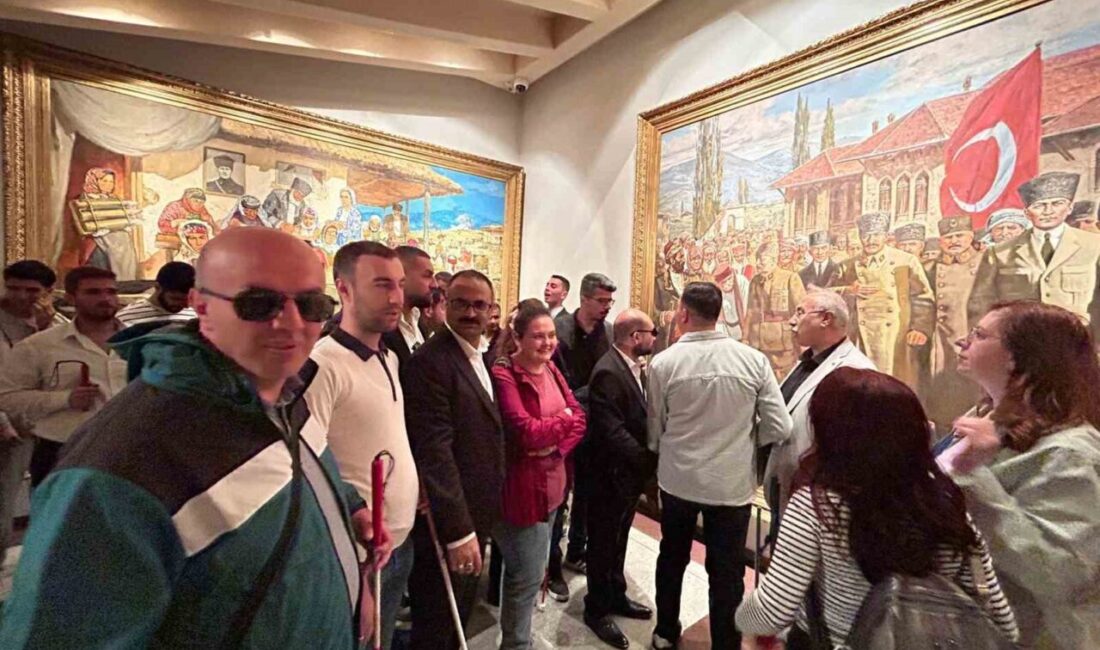 Altı Nokta Körler Derneği Gençlik Meclisi üyeleri, Ankara’da düzenlenen iki