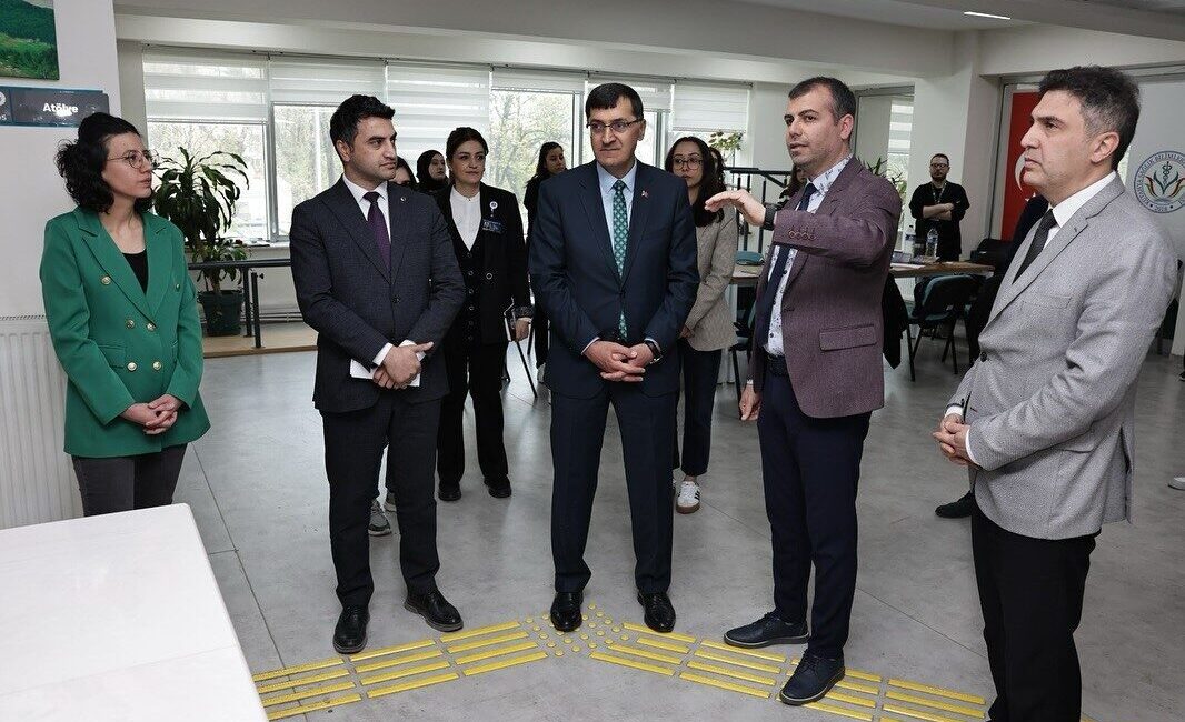 Kütahya Belediye Başkanı Eyüp Kahveci, Kütahya Sağlık Bilimleri Üniversitesi (KSBÜ)