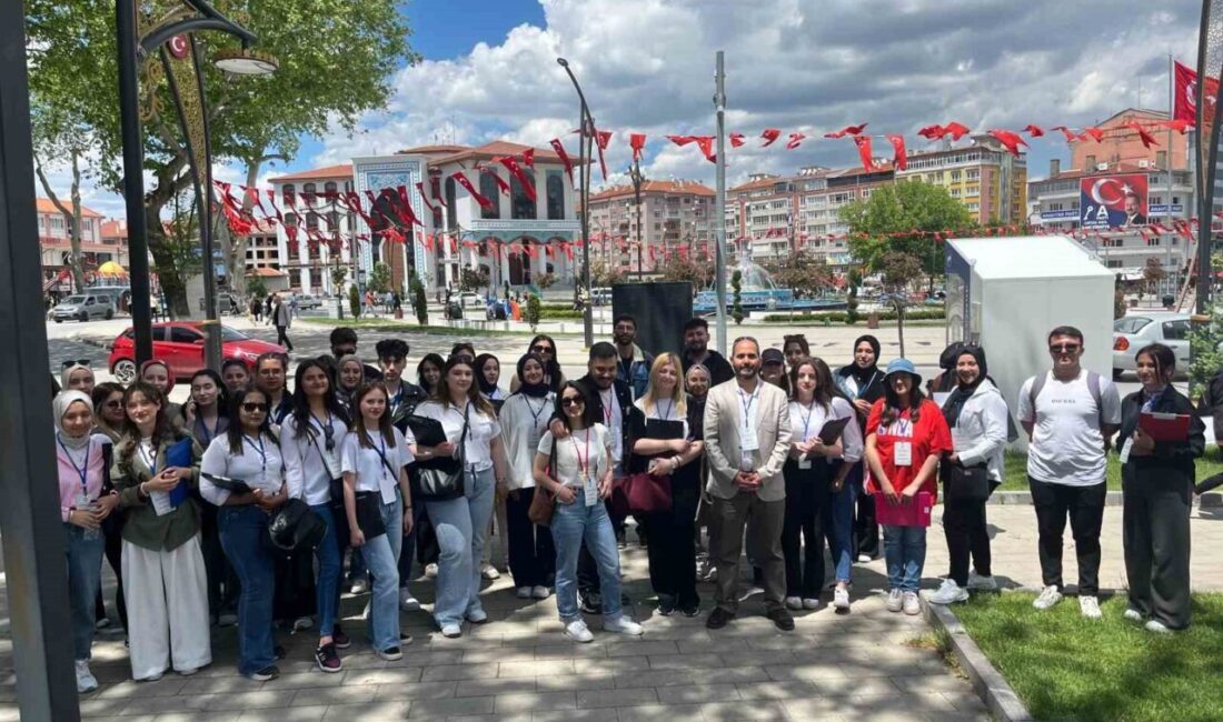 Kütahya Dumlupınar Üniversitesi (DPÜ) Fen-Edebiyat Fakültesi Sosyoloji Bölümü öğrencileri, Kütahya