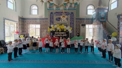 Emet İlçe Müftülüğüne bağlı Babukbey 4-6 Yaş Kuran Kursunda okuyan