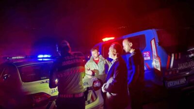 Kütahya’nın Emet ilçesi orta ölçekli sanayi bölgesinde yolun karşısına geçmeye