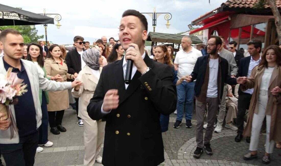 Kütahya Üsküp Türkleri Dayanışma Derneği tarafından Hisar Kalesi’nde düzenlenen Hıdırellez