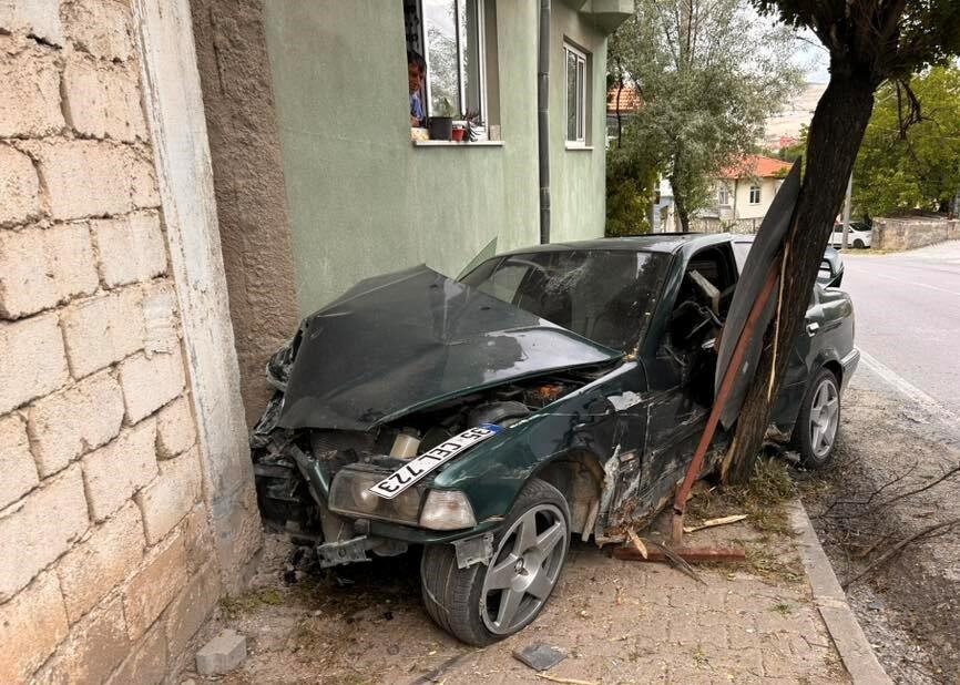 Kütahya’nın Hisarcık ilçesinde polisin “dur” ihtarına uymayarak kaçan 17 yaşındaki