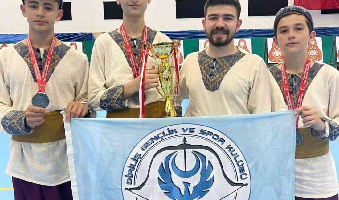 Samsun’da düzenlenen Geleneksel Okçuluk Minikler ve Yıldızlar Salon Puta Türkiye