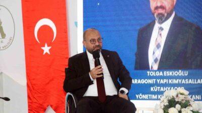KİKAF 2025 Kütahya İstihdam ve Kariyer Fuarı çerçevesinde düzenlenen panelde