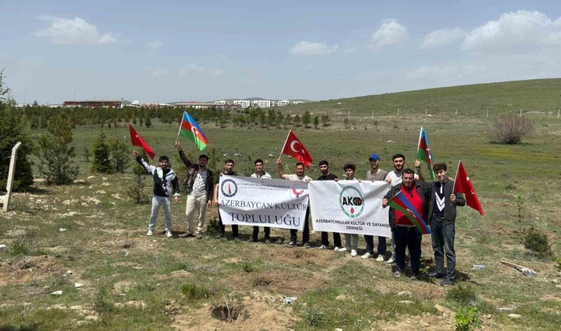 Azerbaycan’ın ulusal lideri Haydar Aliyev, doğumunun 102’inci yılında Kütahya’da düzenlenen