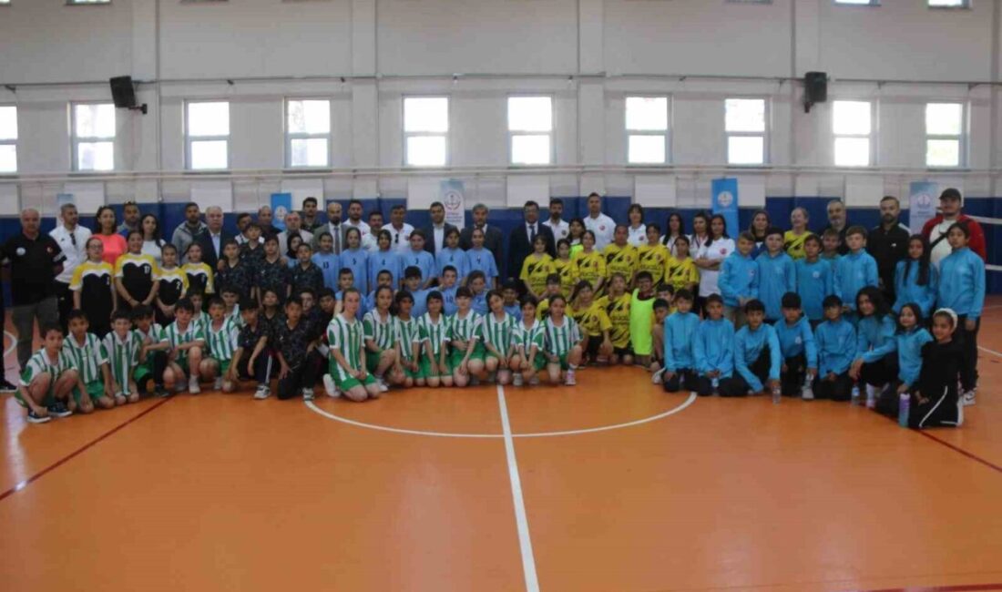 Kütahya’da çocukları dijital bağımlılıktan uzaklaştırmak, geleneksel kültürle buluşturmak ve spora