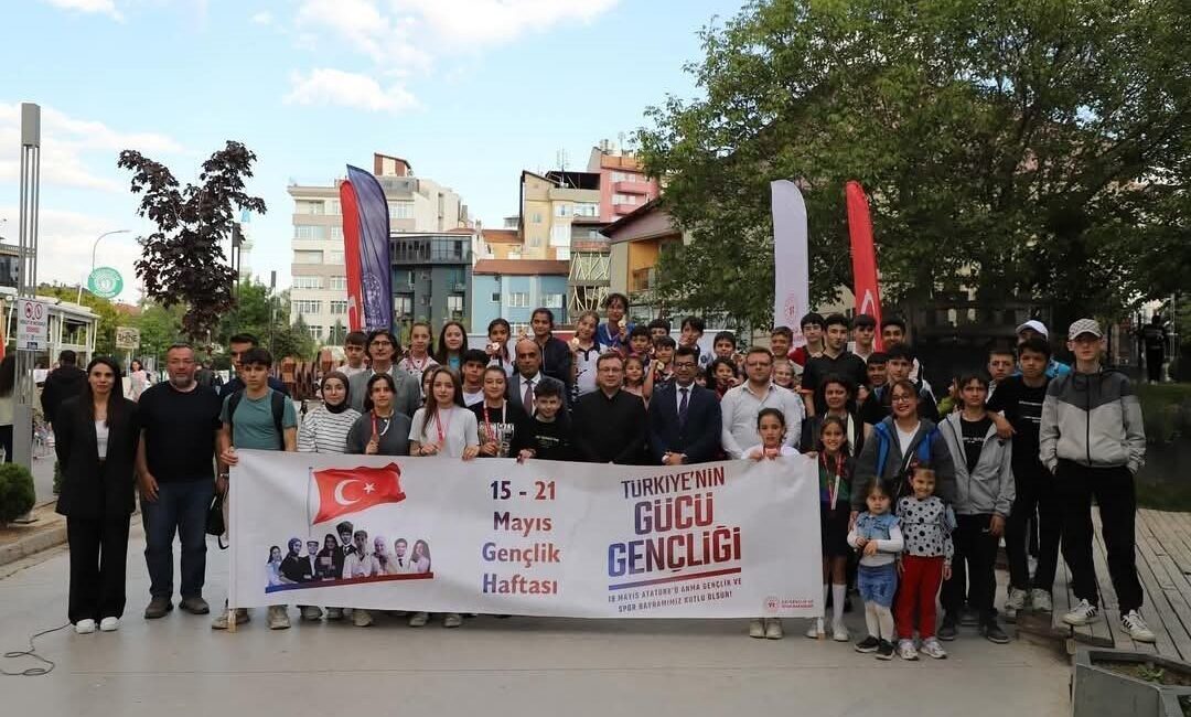 Kütahya Gençlik ve Spor İl Müdürlüğü’nün 15-21 Mayıs Gençlik Haftası