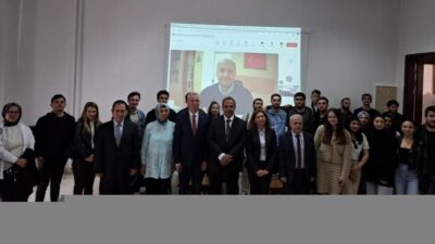 Kütahya Dumlupınar Üniversitesi’nde (DPÜ) düzenlenen “Türkiye’nin Siyasi Hayatında Beyaz Devrim”