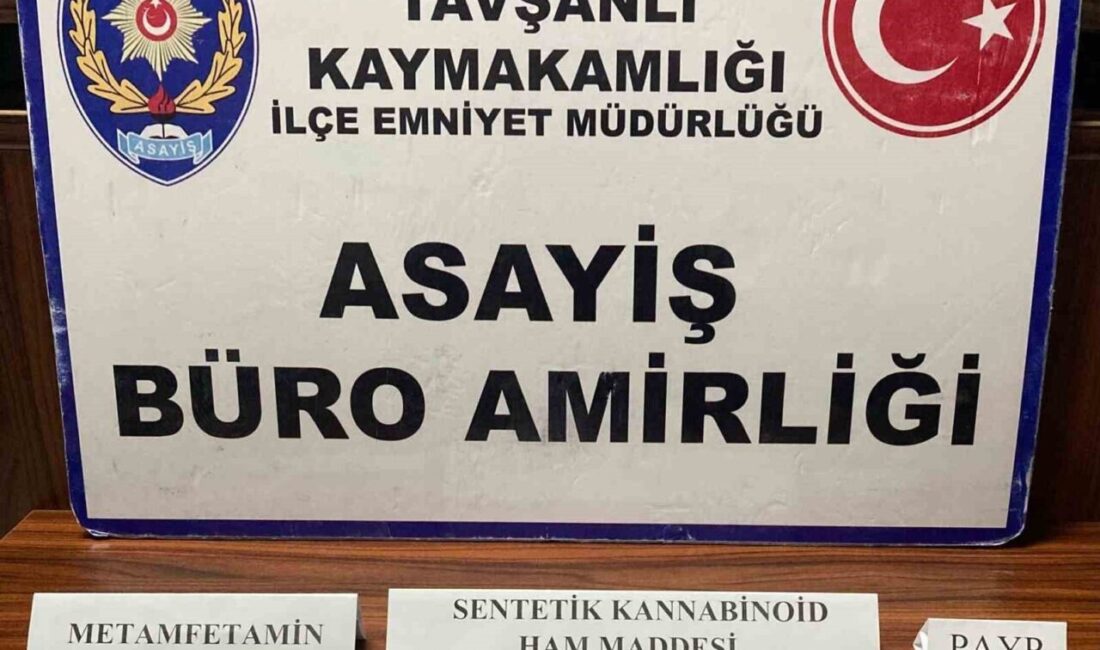 Kütahya’nın Tavşanlı ilçesinde düzenlenen operasyonda bir miktar uyuşturucu madde ele