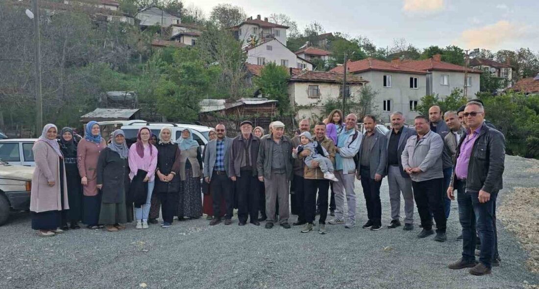 Milliyetçi Hareket Partisi (MHP) Kütahya Milletvekili Ahmet Erbaş, Hisarcık Belediye