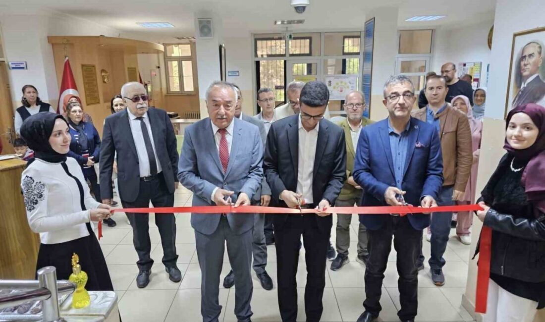 Kütahya’nın Şaphane ilçesi Karamanca köyü ilkokulunda “Hayat Boyu Öğrenme Haftası”