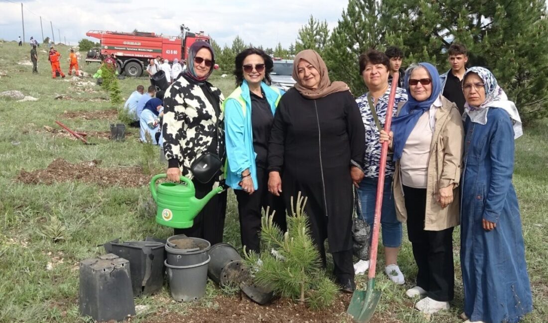 Kütahya’nın Tavşanlı ilçesinde doğa sevgisi ve çevre bilincini artırmak amacıyla