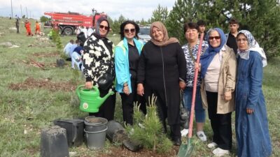Kütahya’nın Tavşanlı ilçesinde doğa sevgisi ve çevre bilincini artırmak amacıyla