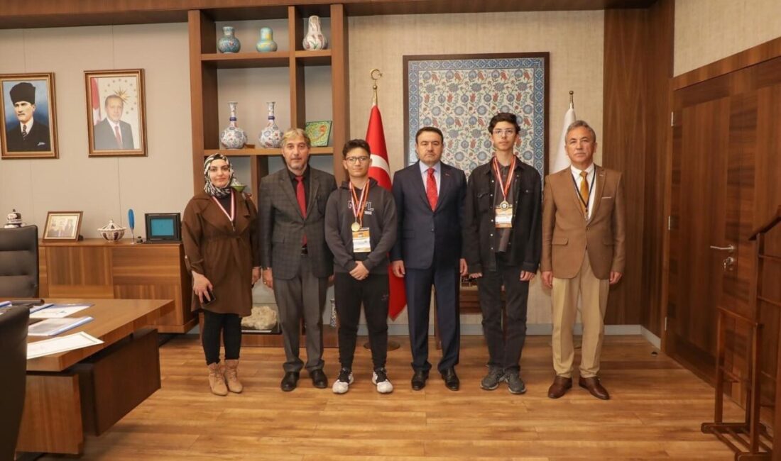 Kayseri’de düzenlenen 17. Uluslararası Millî Eğitim Bakanlığı Robot Yarışması’nda İnsansız