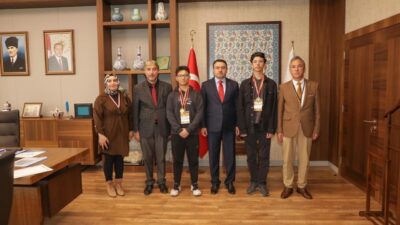 Kayseri’de düzenlenen 17. Uluslararası Millî Eğitim Bakanlığı Robot Yarışması’nda İnsansız