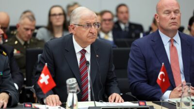 BELÇİKA, – MİLLİ Savunma Bakanı Yaşar Güler, Brüksel’de Ukrayna Temas