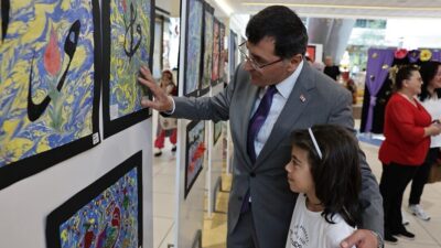 Kütahya Belediye Başkanı Eyüp Kahveci, Atakent İlkokulu 3. sınıf öğrencilerinin