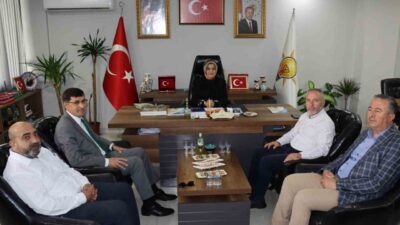 Kütahya Belediye Başkanı Eyüp Kahveci, AK Parti Kütahya İl Başkanlığı’na