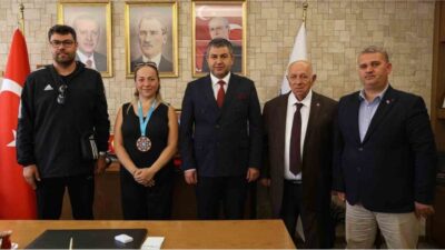 Kütahya’nın Gediz ilçesinden sporcular, katıldıkları Dünya Kick Boks Şampiyonası’nda önemli