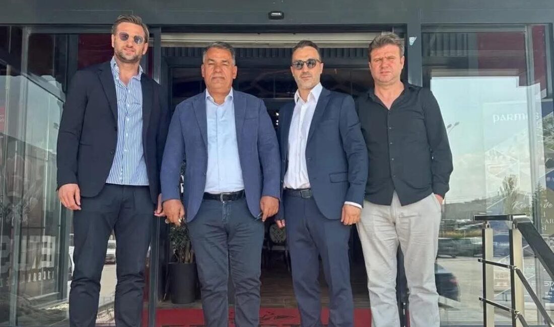 Altınbaş Holding Yönetim Kurulu Başkan Vekili Hüseyin Altınbaş, Belediye Kütahyaspor