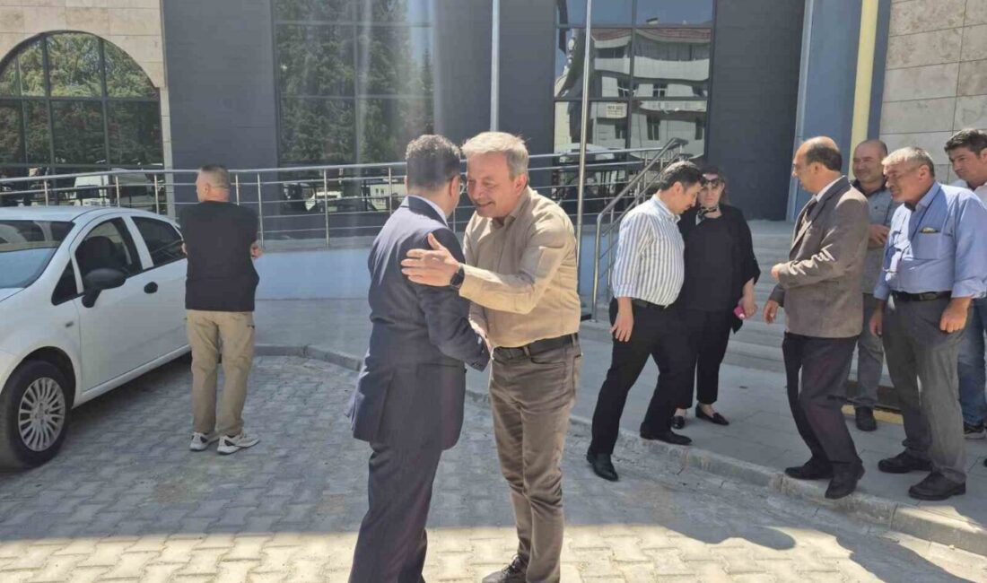 Adana’nın merkez Çukurova ilçesine atanan Kütahya’nın Gediz İlçe Kaymakamı Hakan