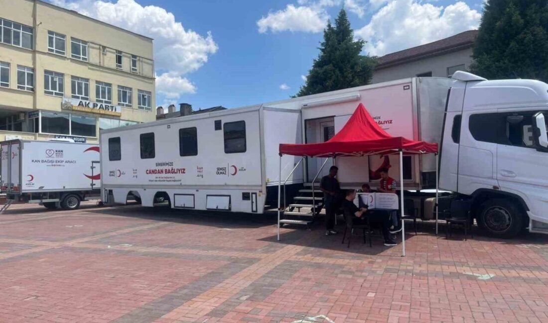 Kızılay’ın gezici kan bağışı tırı, kan stoklarına destek olmak amacıyla
