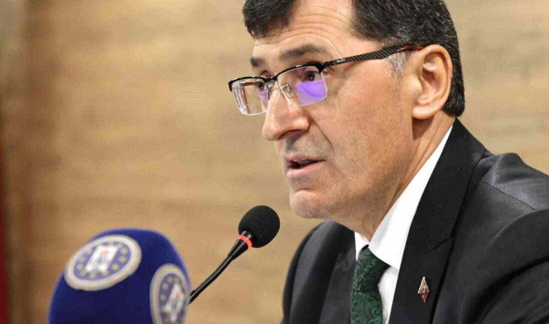 Kütahya Belediye Başkanı Eyüp Kahveci, uzun yıllardır çarşamba ve cumartesi