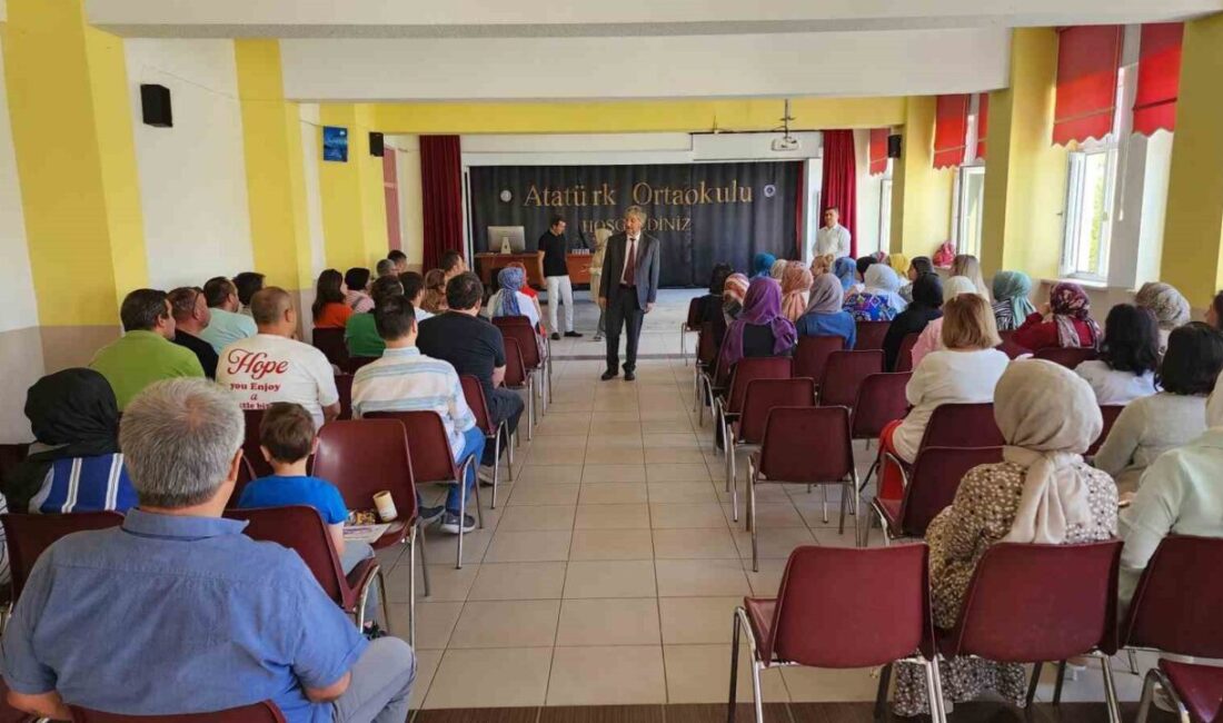 Kütahya Milli Eğitim Müdürü Mustafa Yılmaz, Haziran dönemi mesleki çalışma