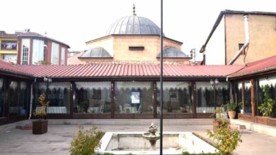 Kütahya Kültür Sanat Derneği üyesi, Arkeolog ve Emekli Kütahya Müze