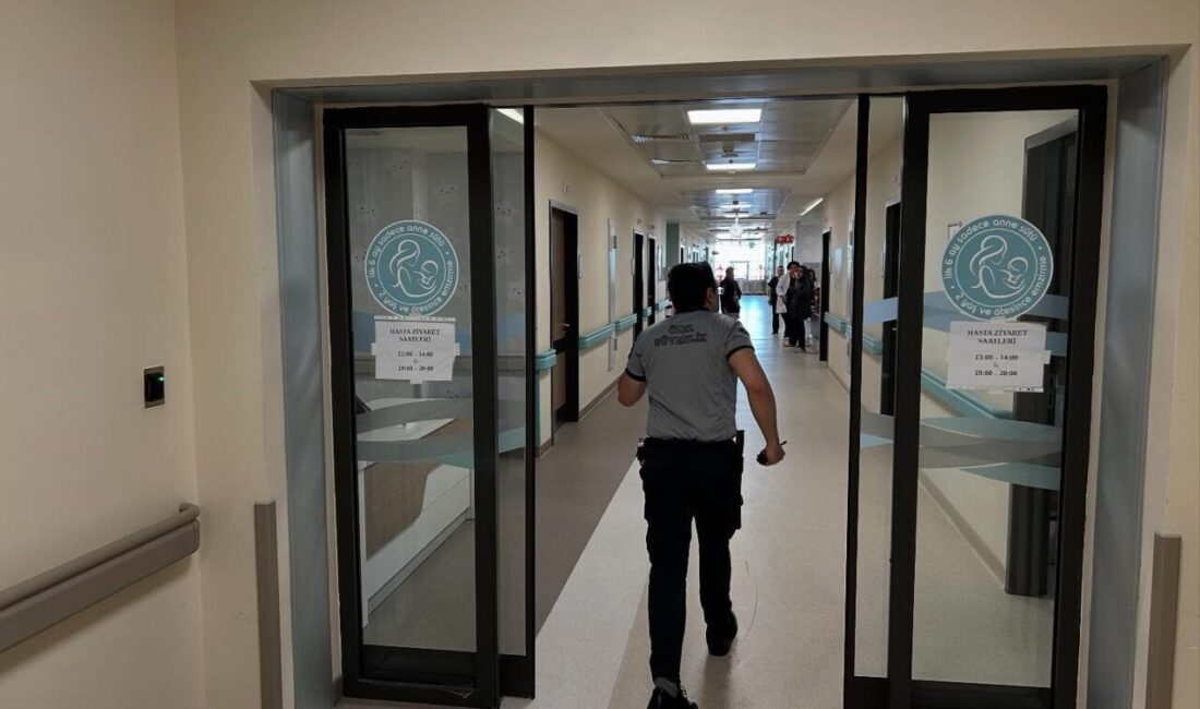 Kütahya Şehir Hastanesi’nde, bebek ve çocuk güvenliğini sağlamak amacıyla 2025