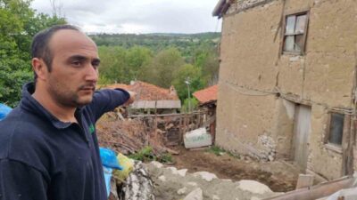 Kütahya’nın Domaniç ilçesine bağlı Küçükköy’de sabaha karşı yaşanan kurt saldırısı