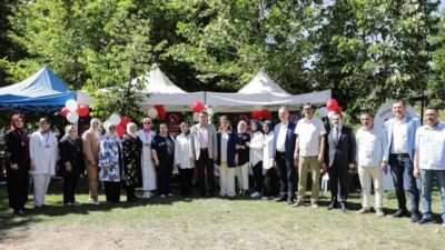 Kütahya’nın Tavşanlı ilçesi Ada mesire alanında, Kütahya Koruyucu Aile Derneği