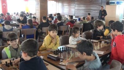 Kütahya’nın Tavşanlı ilçesinde düzenlenen ve 18 ilden 250 sporcunun katıldığı