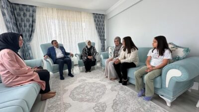 Ağrı Valisi Musa Işın ve eşi Tuba Işın, vatan uğruna