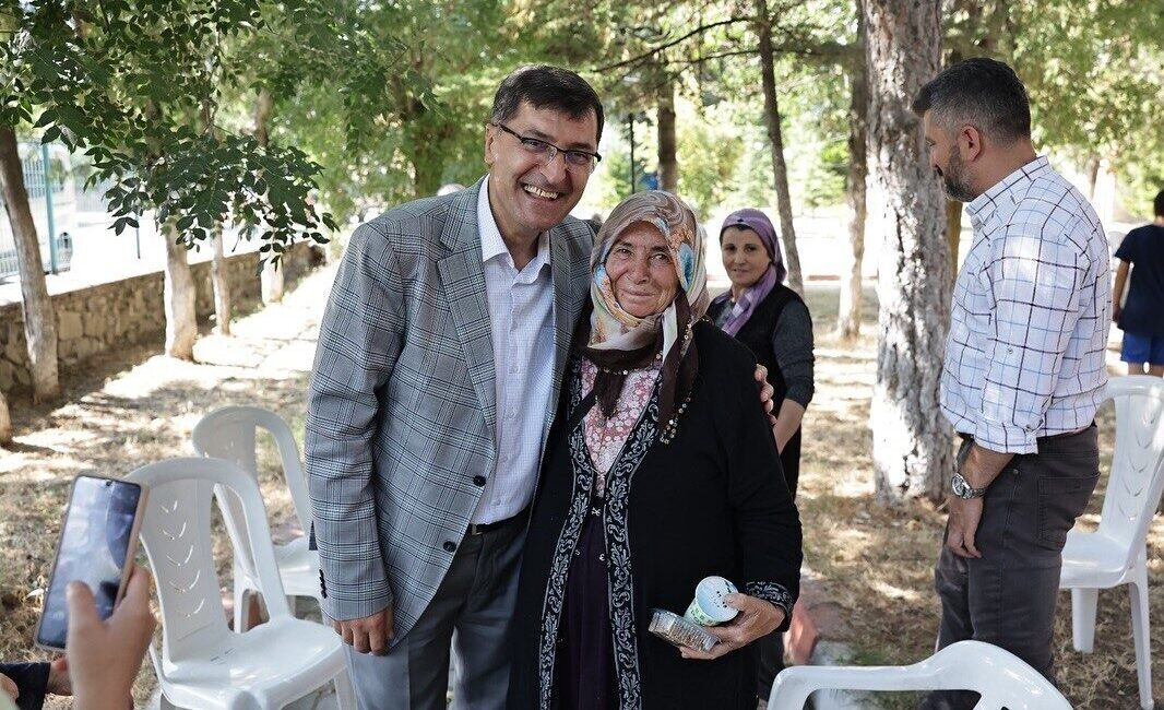 Kütahya Belediye Başkanı Eyüp Kahveci, Akçaalan Yardımlaşma ve Dayanışma Derneği