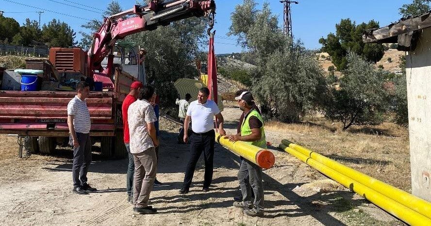 Kütahya’nın Gediz ilçesine sonradan mahalle olarak katılan Hacıbaba Mahallesi’nde doğalgaz