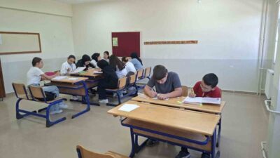 Hisarcık Anadolu İmam Hatip Lisesinde (AİHL) öğrencileri Liselere Geçiş Sınavı’na